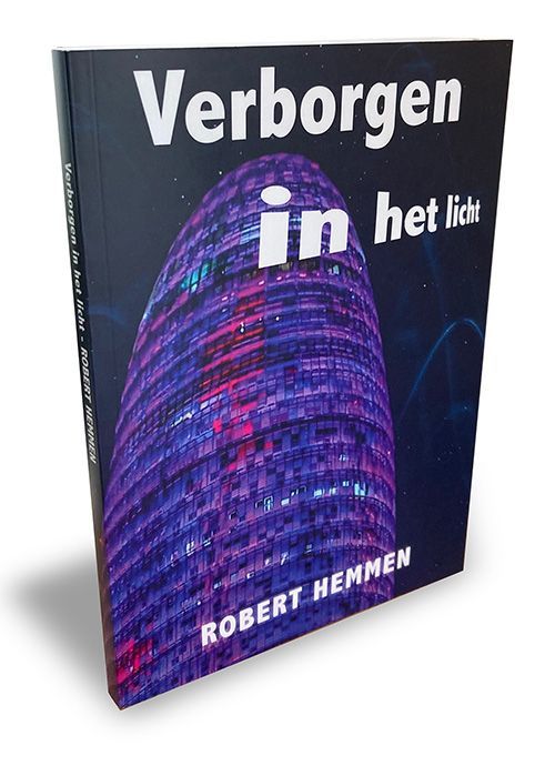 cover verborgen in het licht