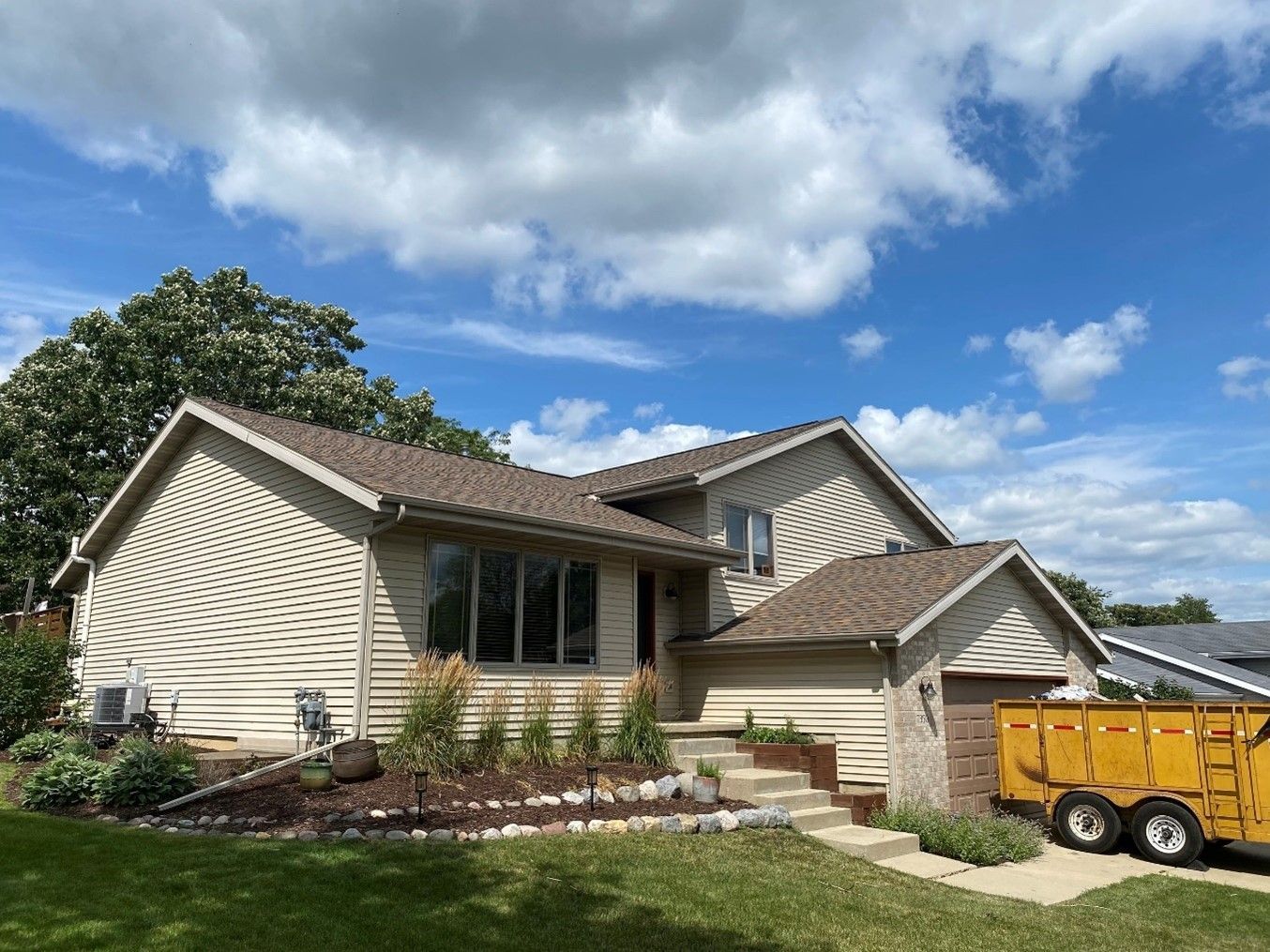 Beautiful House Sidings — Madison, WI — TOTL Construction, LLC