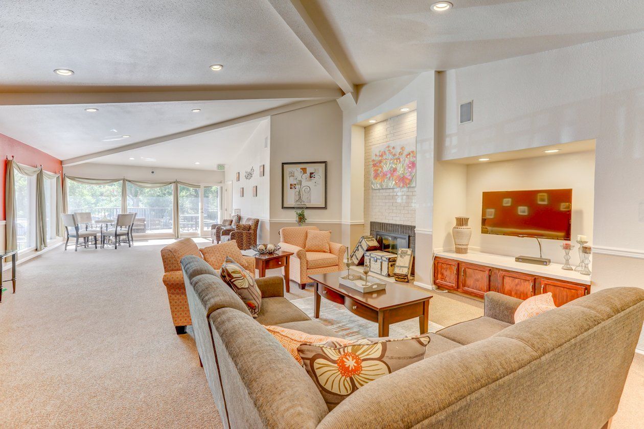 Photo Gallery Creekside at Amherst