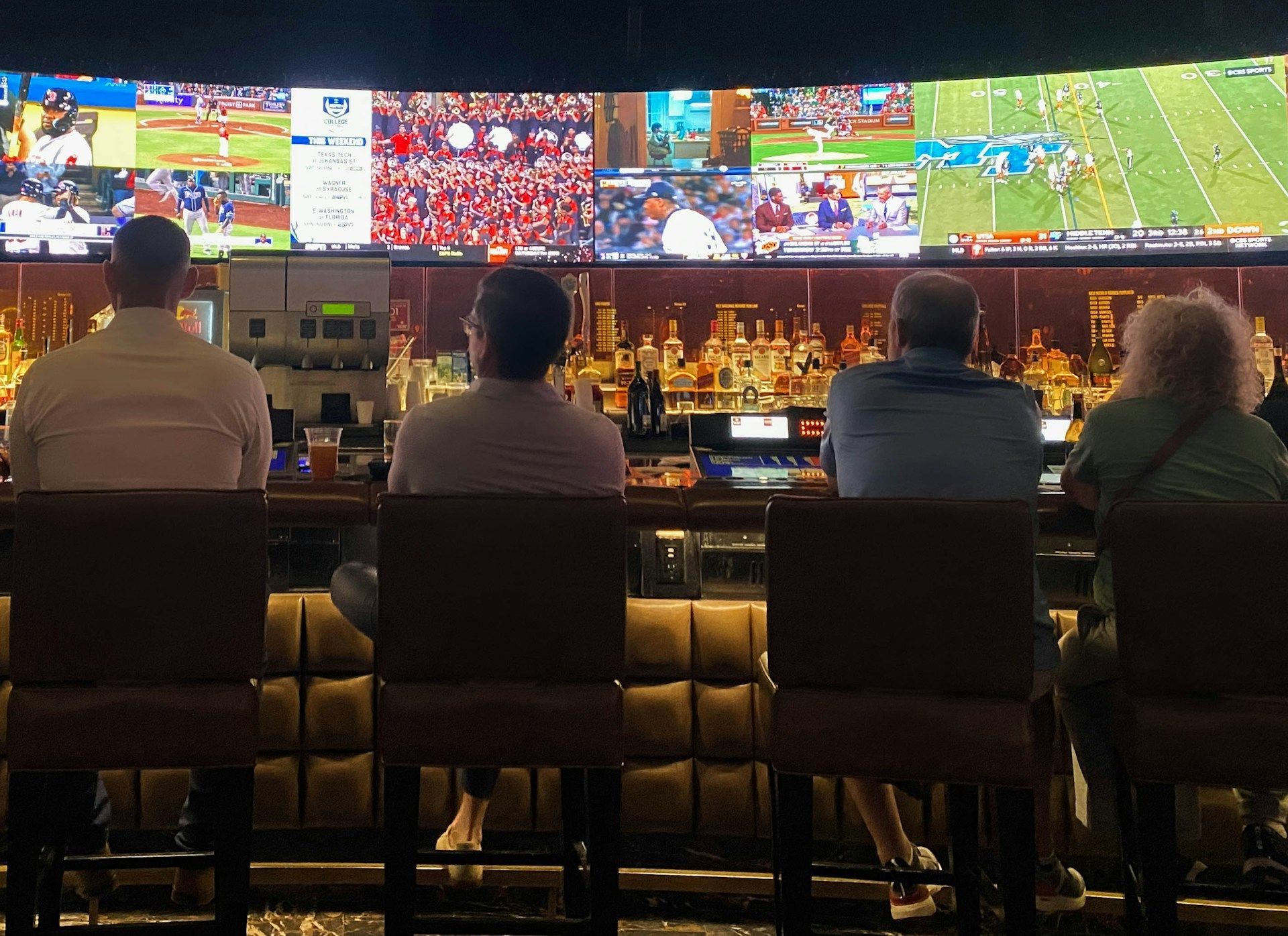 sports bar