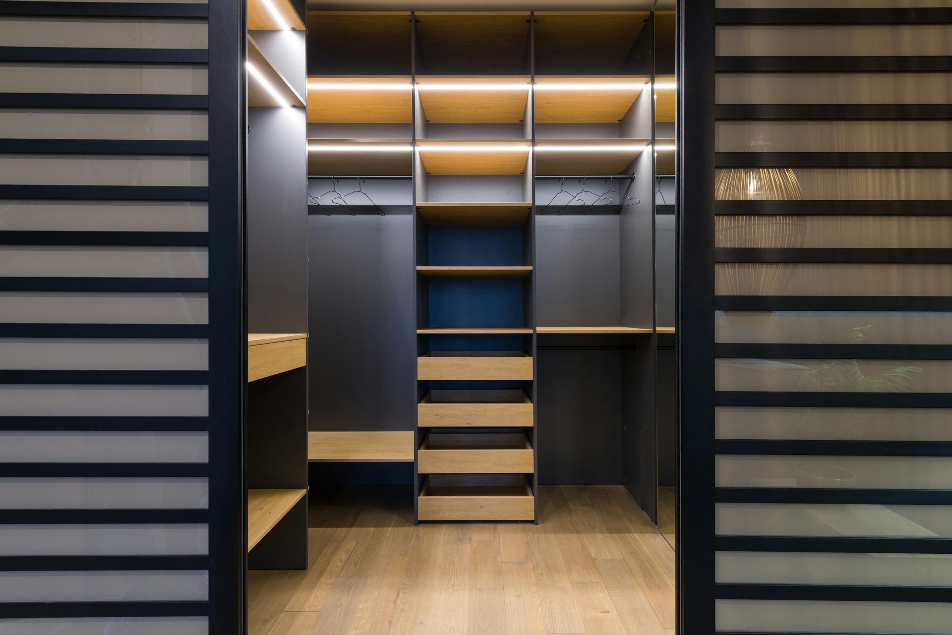 Closet finishes