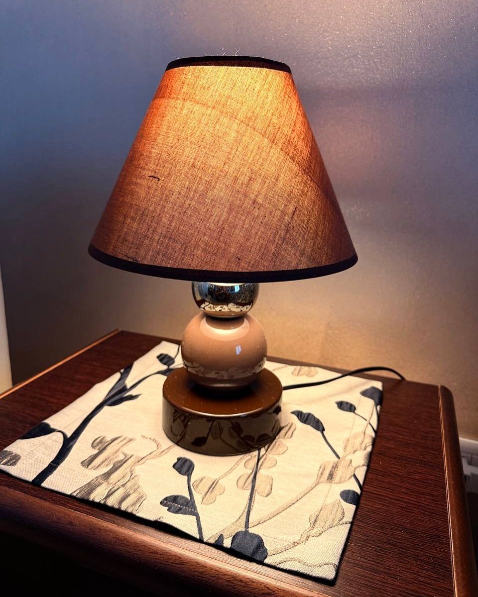 Centrino su comodino