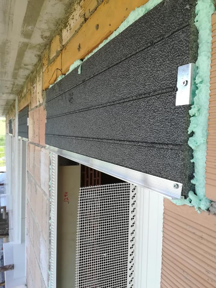 dettaglio cassonetto serranda nuova costruzione edile