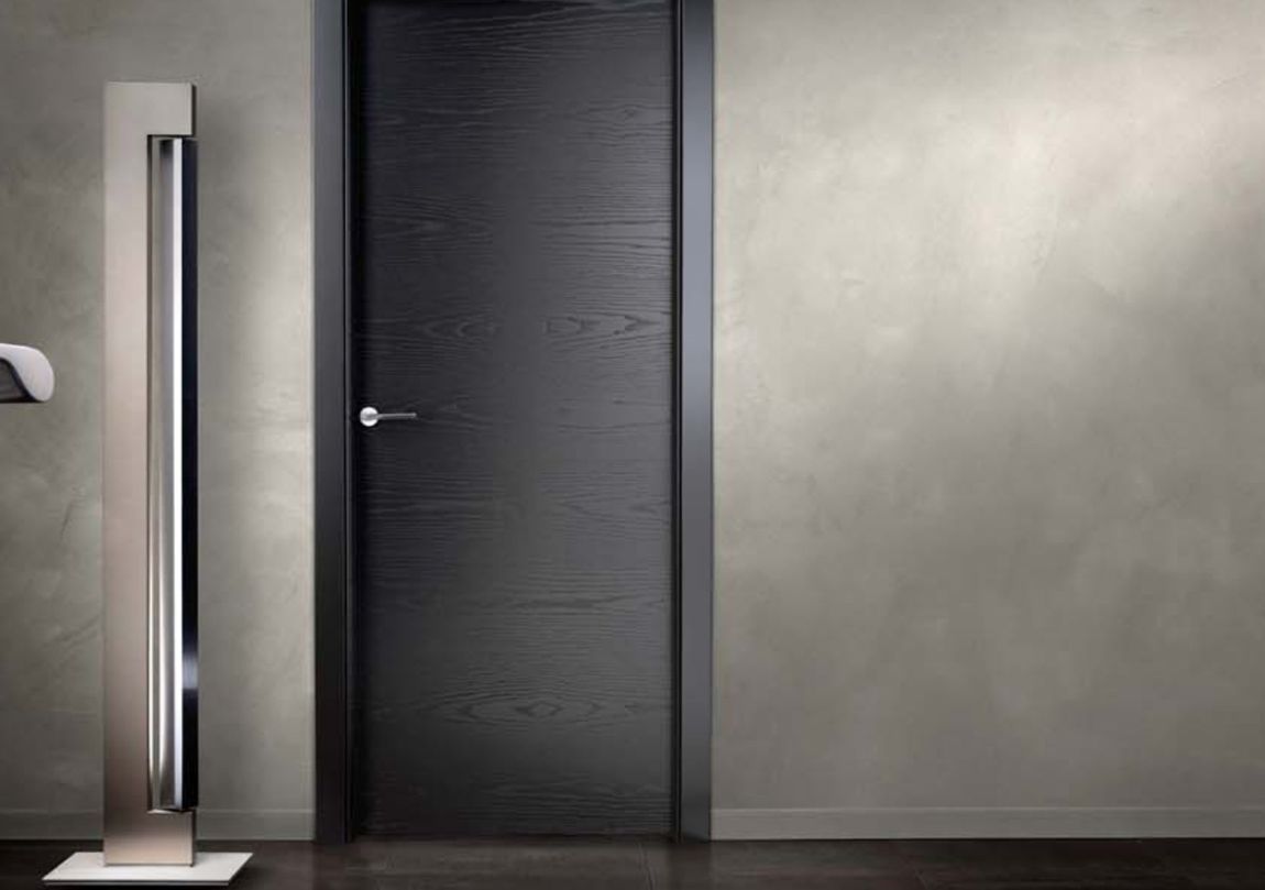 porta in legno moderna di colore grigio