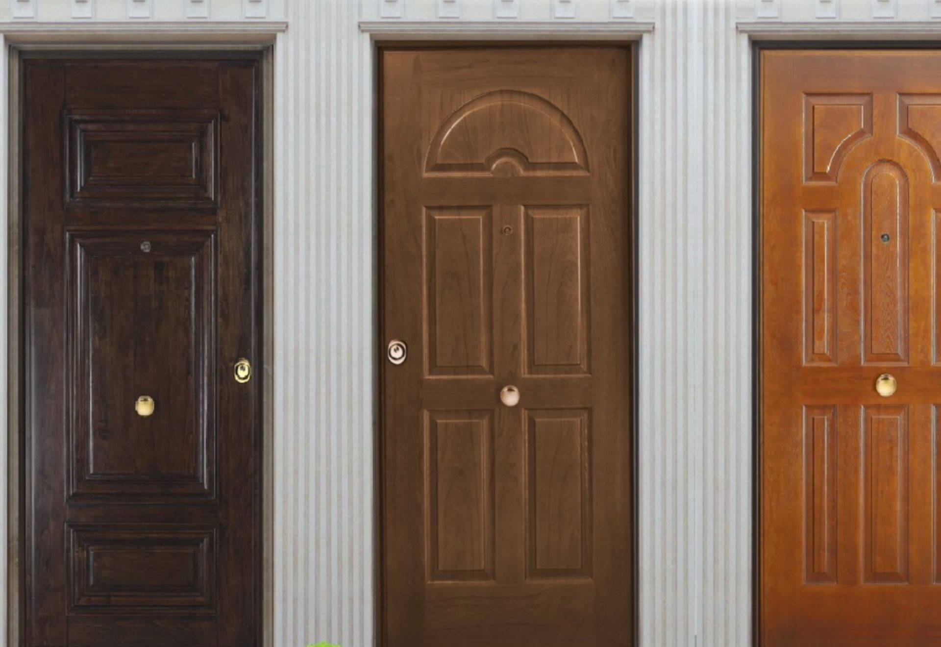 portoncino blindato con incisioni