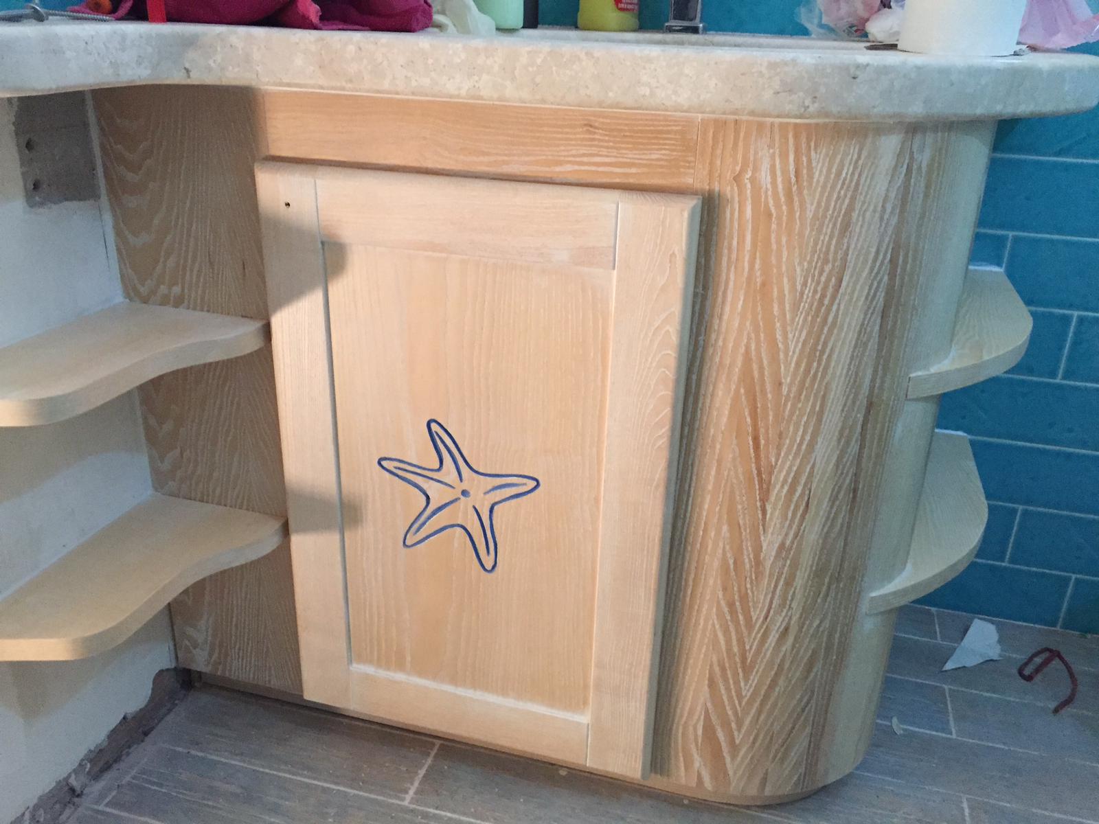 mobile con stella disegnata