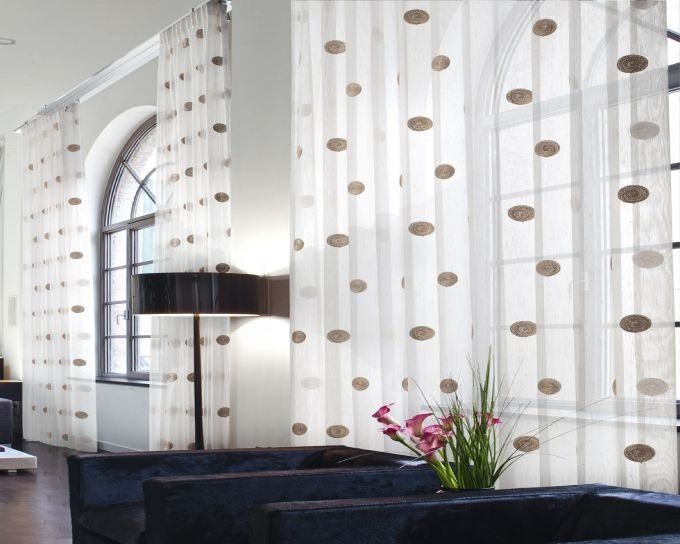 Tende per soggiorno a pois