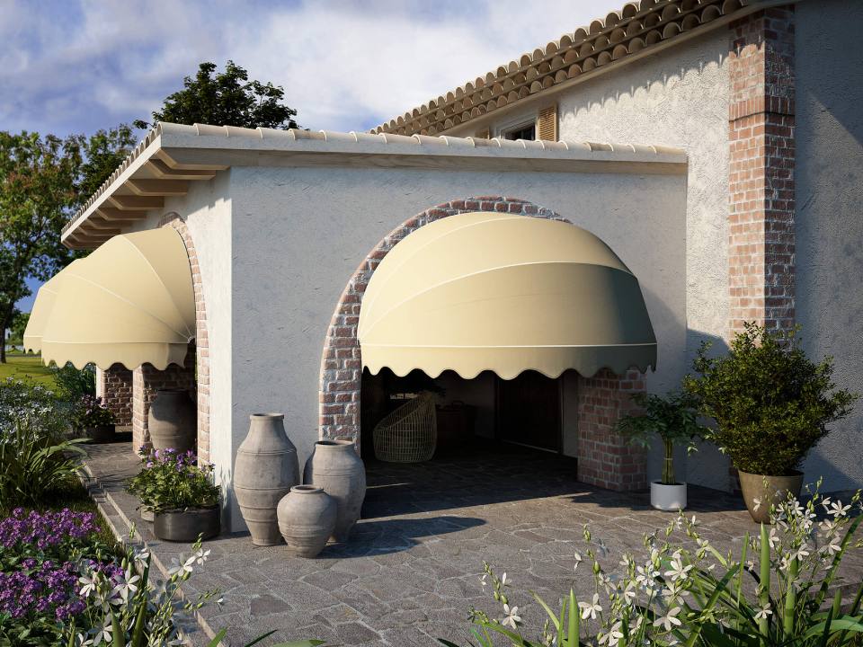 Tenda esterna colore chiaro