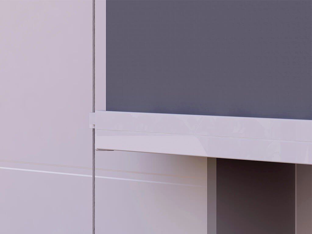 Dettaglio tende per porte finestre e vetrate