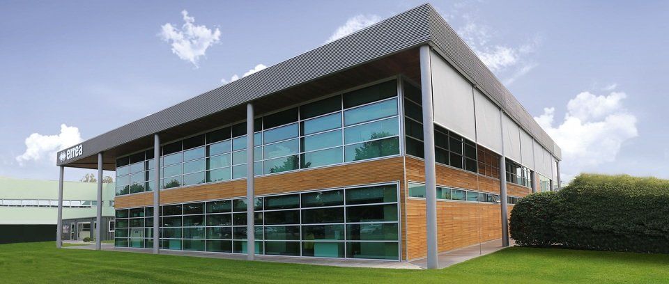 Edificio con vetrate