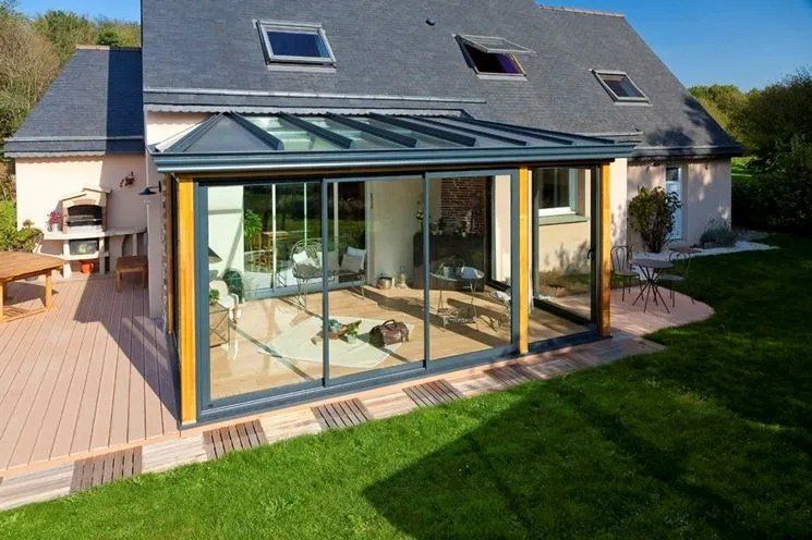 Pergola chiusa lateralmente