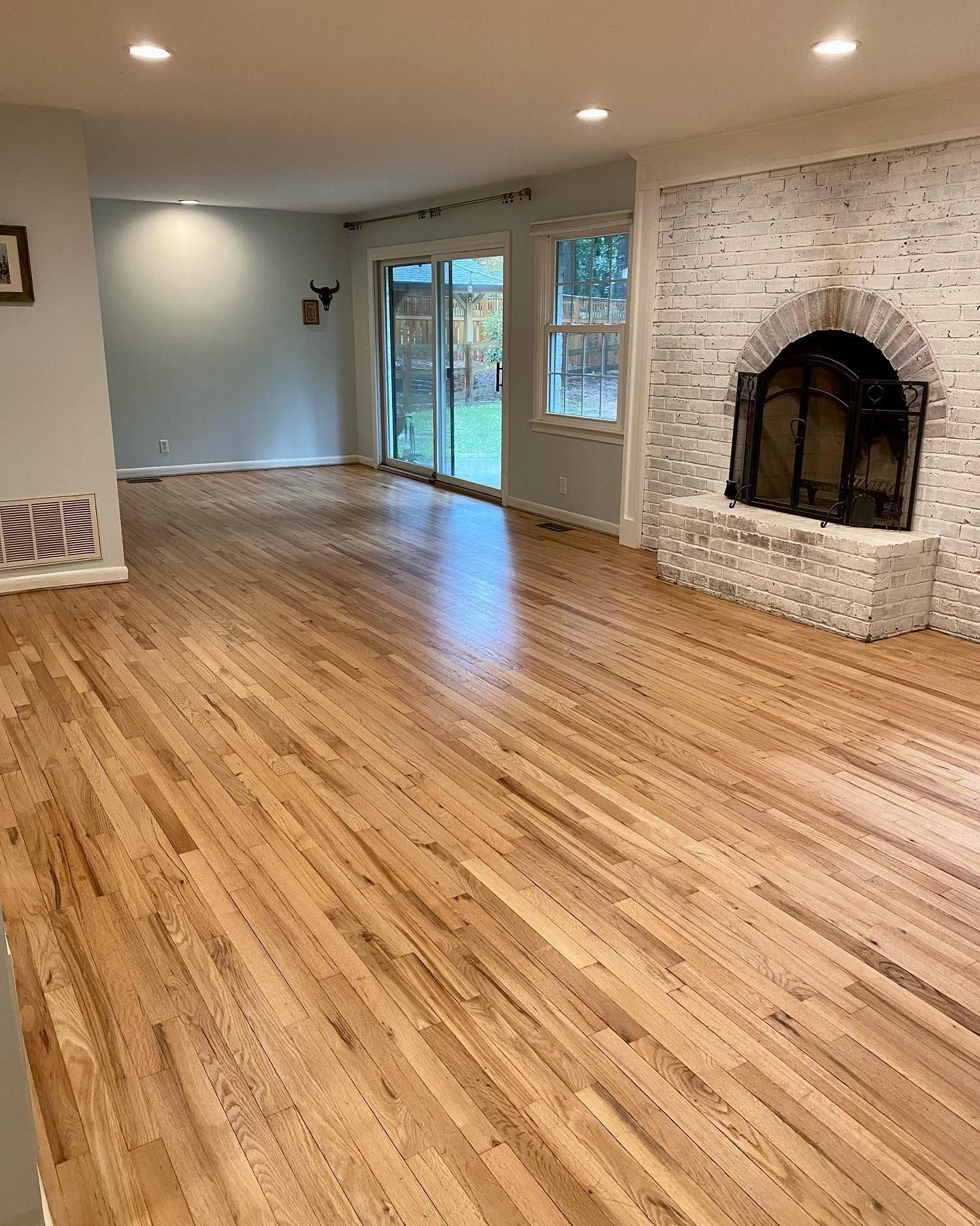A hardwood floor refinishing service in Pinehurst, NC with Southern Premiere Hardwood Floor Co