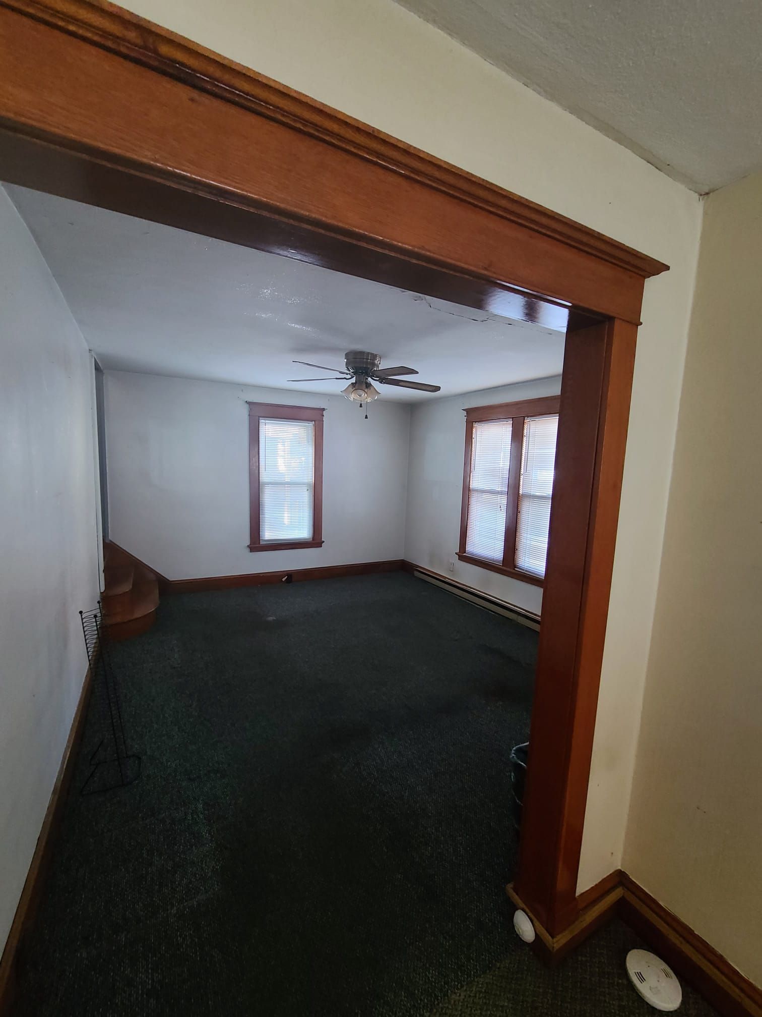 An empty room with ceiling fan – Hartford, CT - Hinds