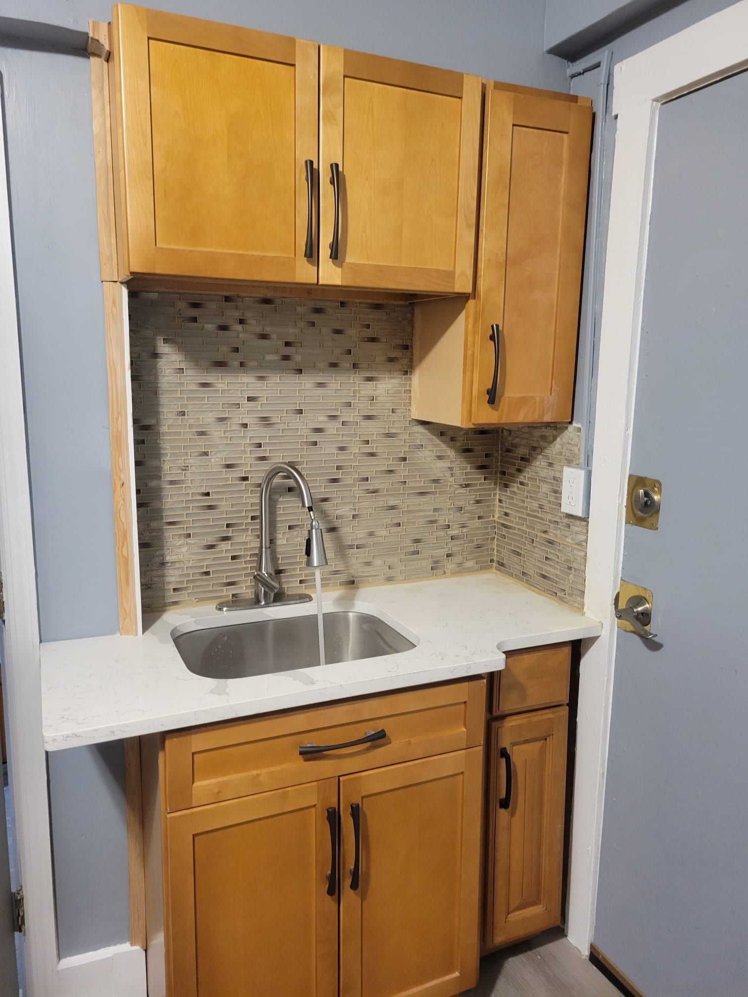 Kitchen cabinet with sink – Hartford, CT - Hinds