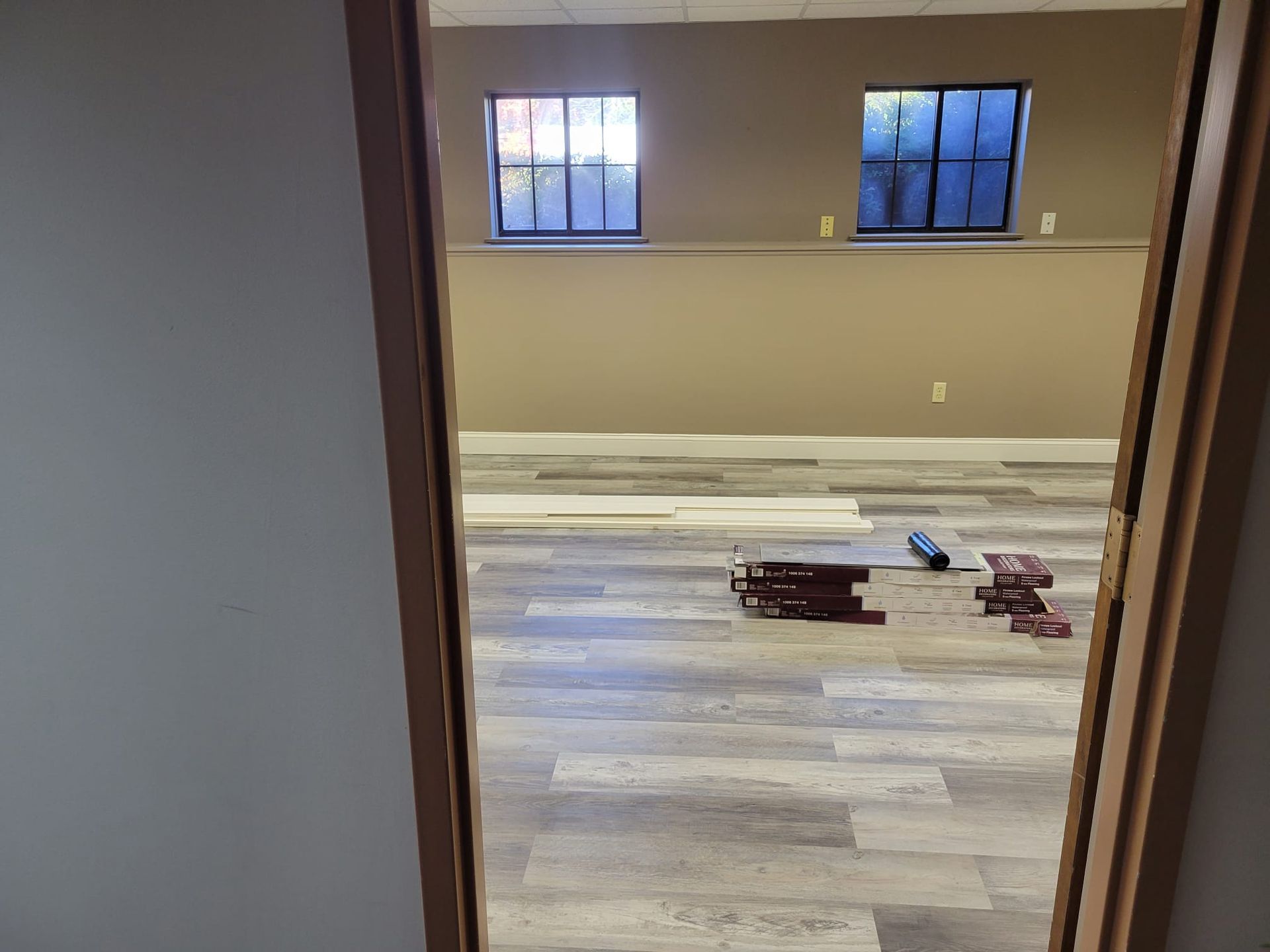 A room with installed vinyl flooring – Hartford, CT - Hinds