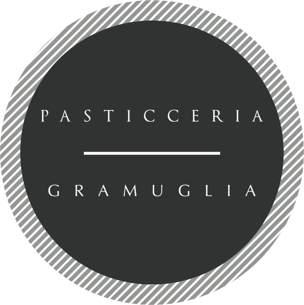 Logo della Pasticceria Gramuglia in grigio e bianco con bordo a strisce circolari e testo centrato