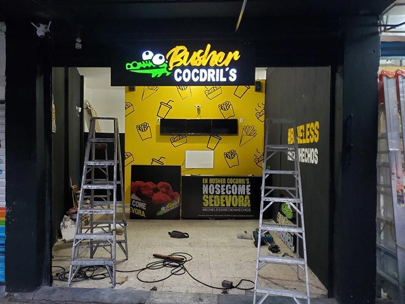 RÓTULOS A MANO PREMIER