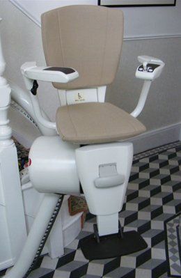 Reconditioned Curved Stairlift