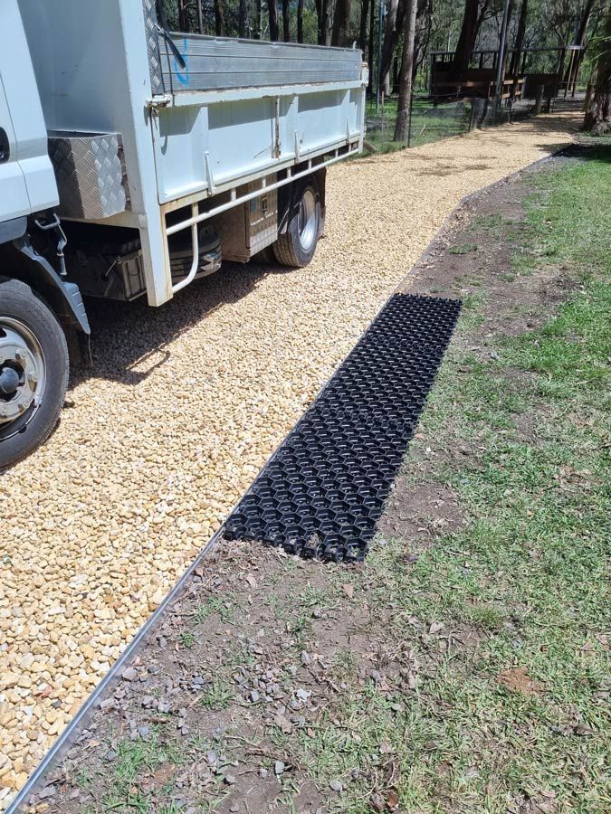 Cowra White Pebbles — Landscaping Materials In Albion Park, NSW
