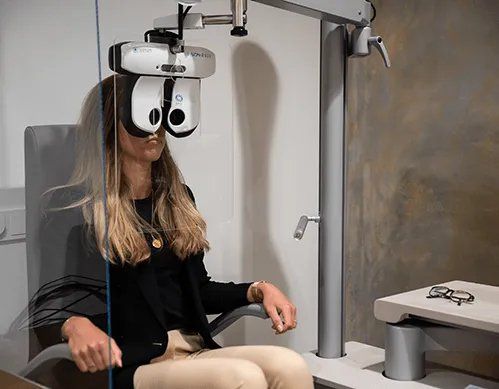 Apparecchio per esame vista