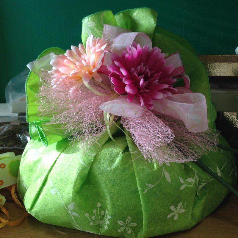 Materiale per la confezione di colombe