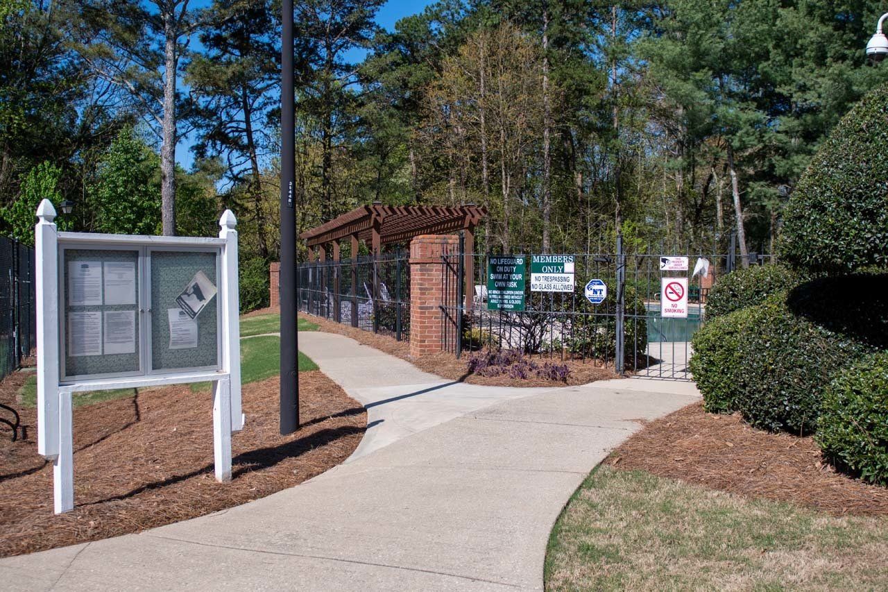 Huntington West HOA Pool Rules Ensuring a Safe and Enjoyable Environment