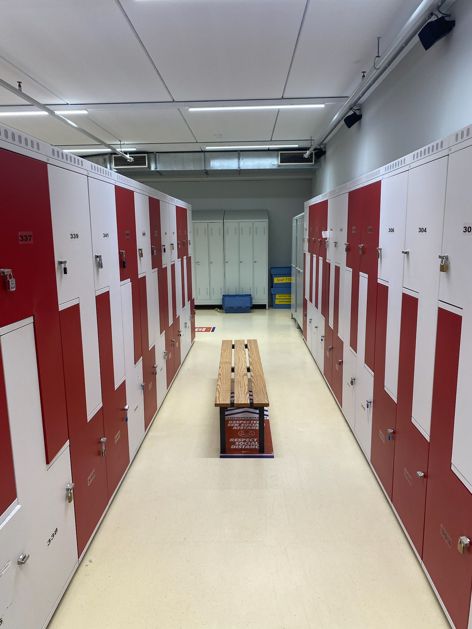 Image linking to changing rooms space type