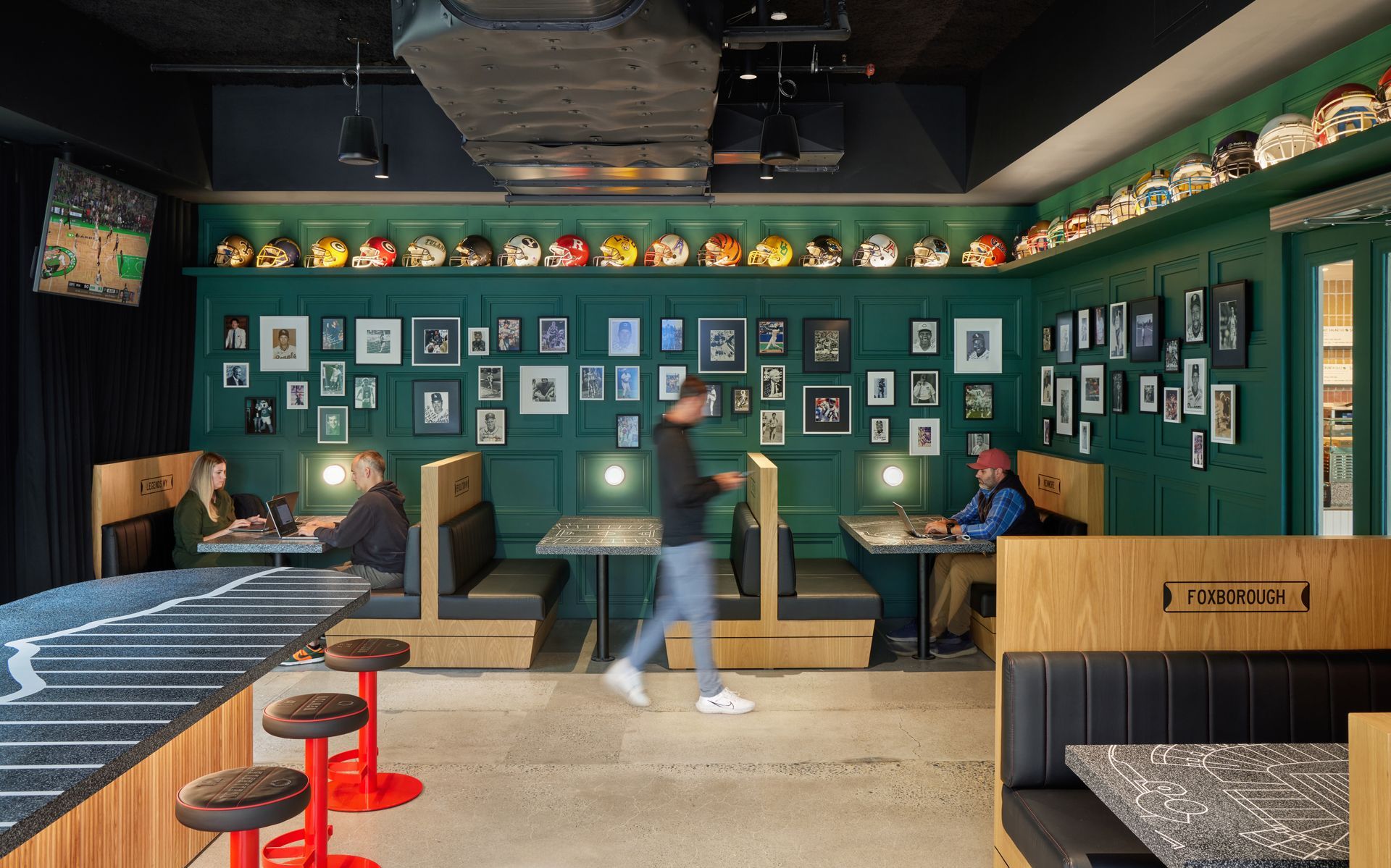 Image indicating a restaurant