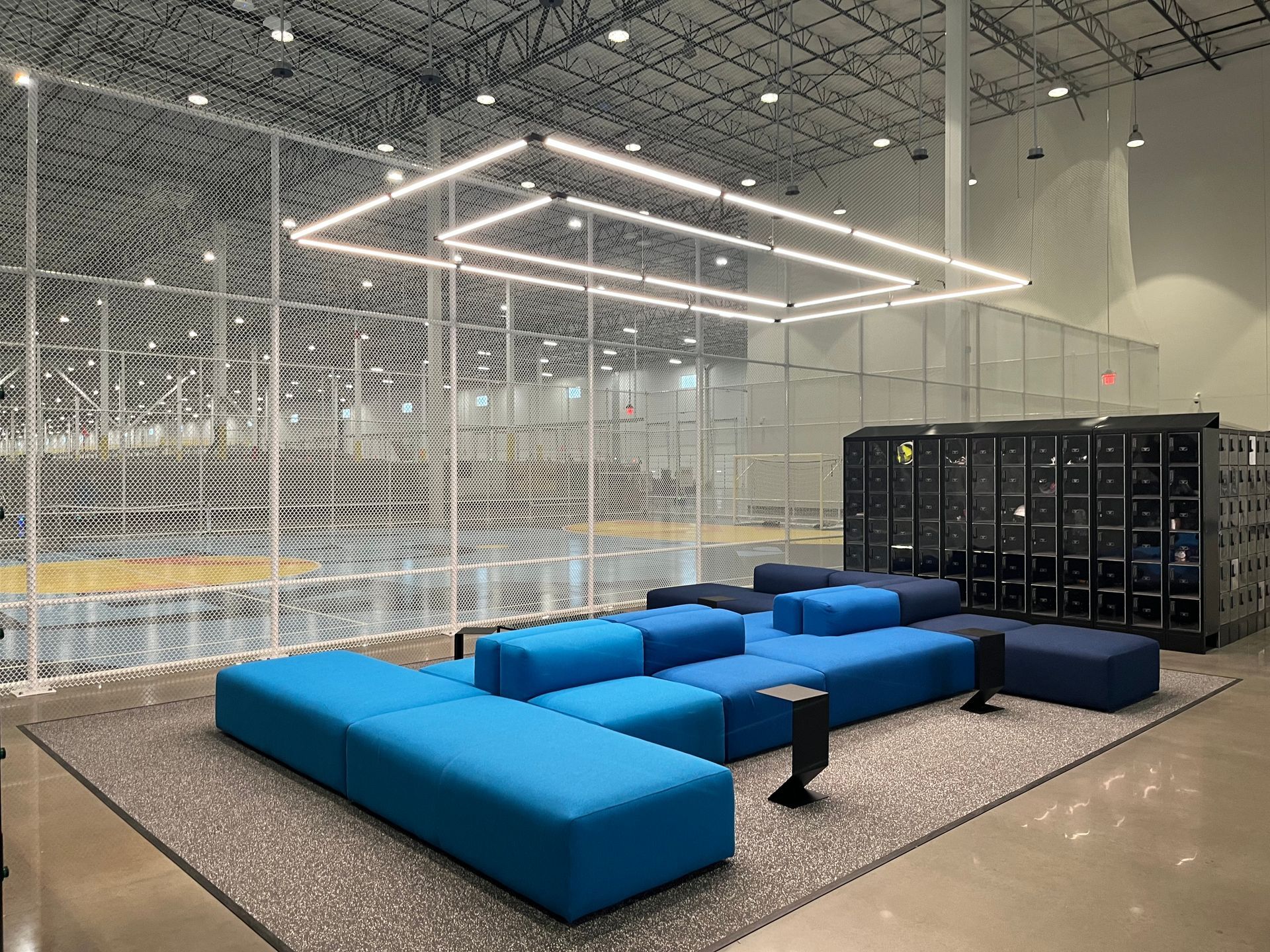 Image linking to lockers space type