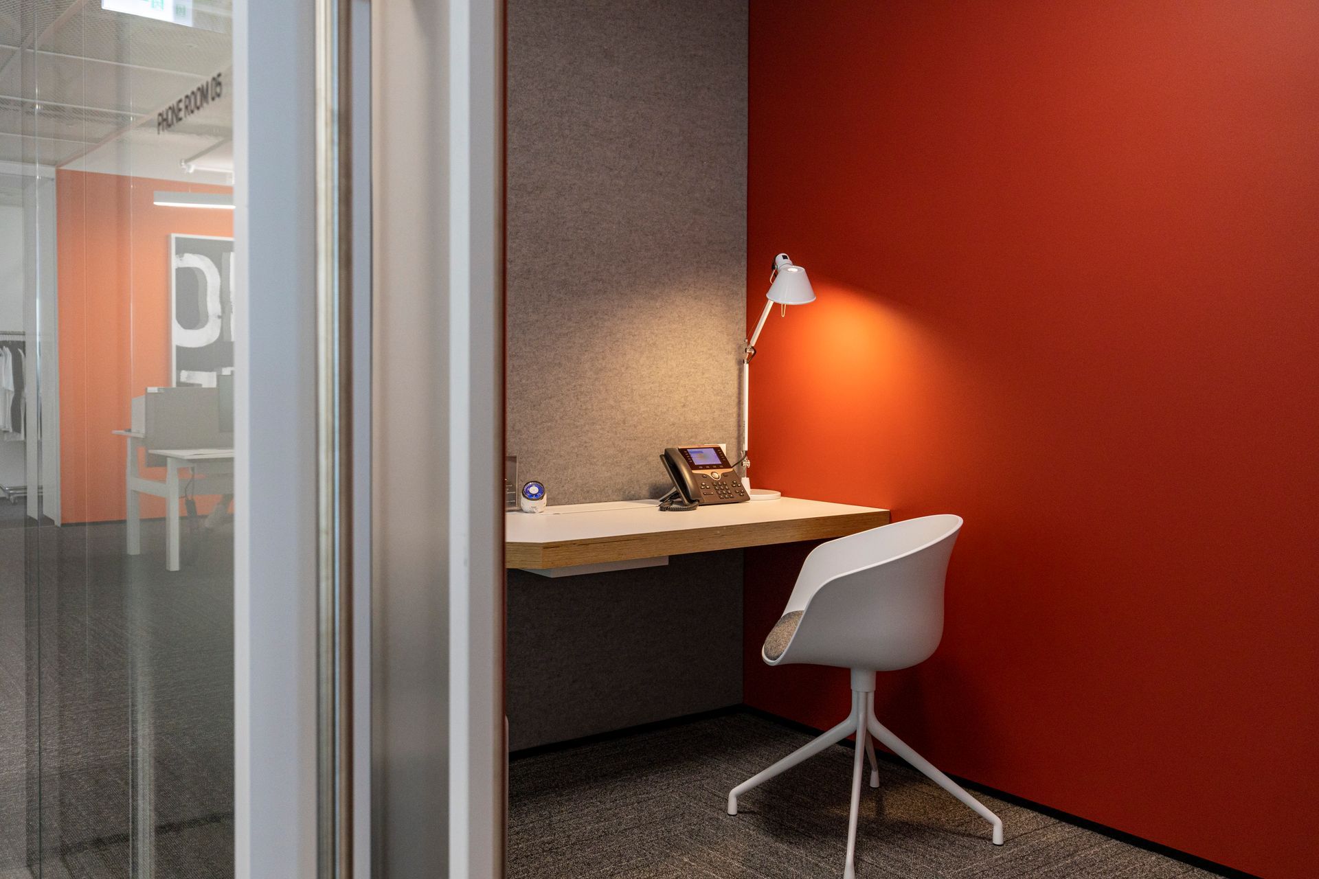 Image linking to phone room space type