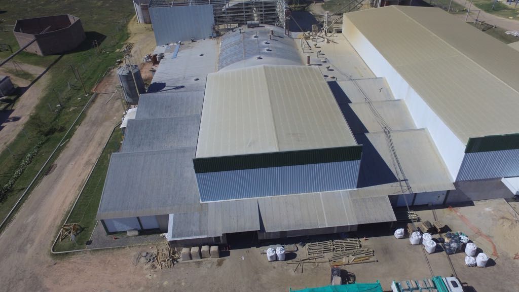 Construcción de estructura metálica de gran porte, diseño y cálculo realizados por FD Fabre Ingeniería