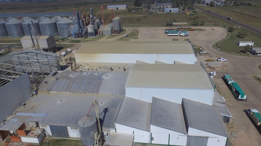 Construcción de estructura metálica de gran porte, diseño y cálculo realizados por FD Fabre Ingeniería