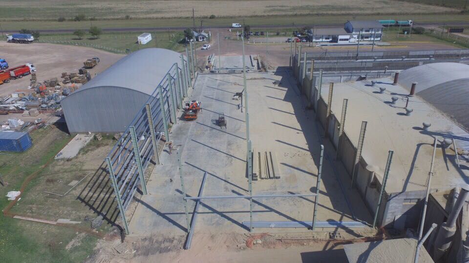 Construcción de estructura metálica de gran porte, diseño y cálculo realizados por FD Fabre Ingeniería