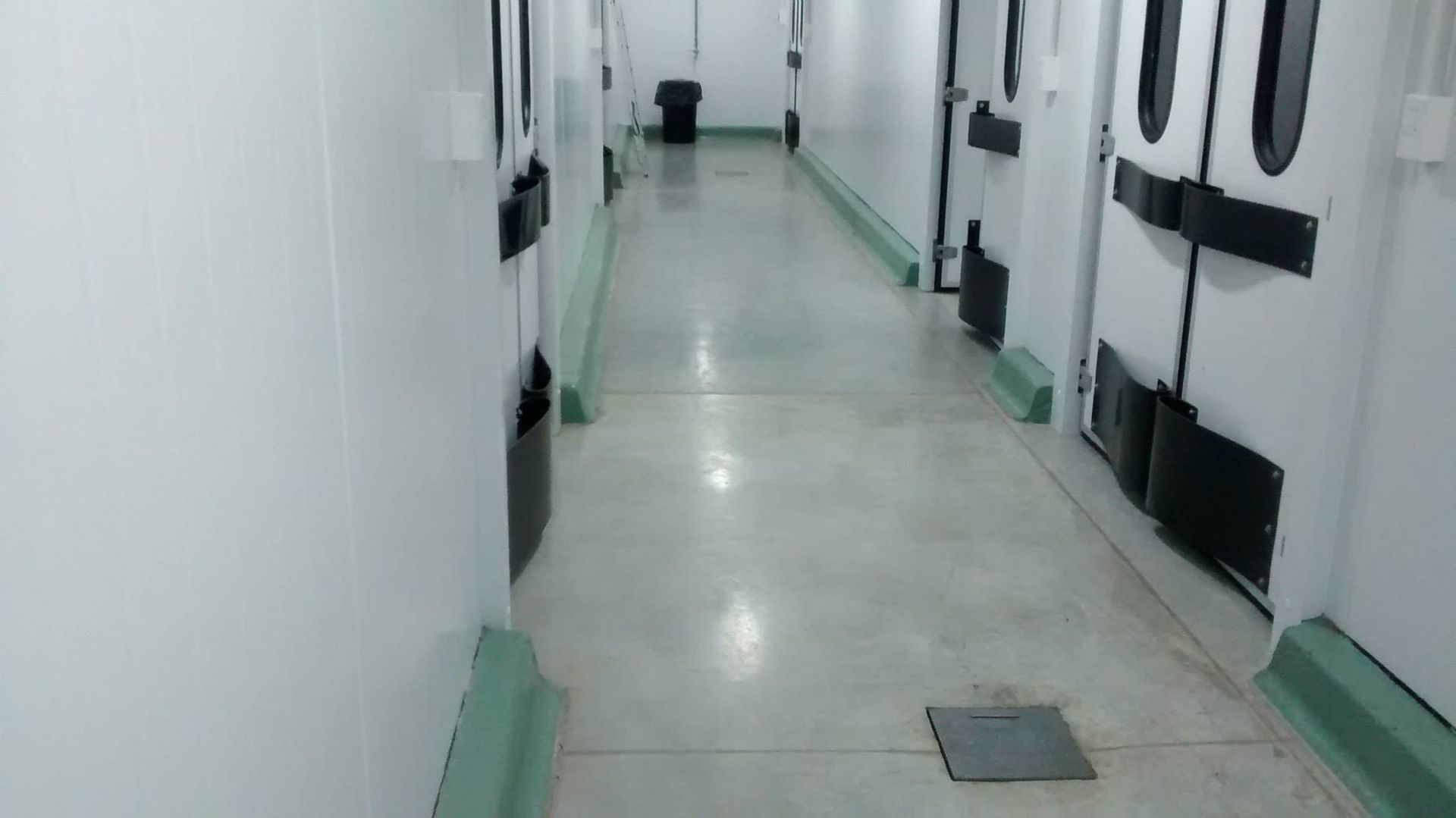 Nave industrial y planta productiva desarrollada por FD Fabre Ingeniería en la región de Villa Elisa, Entre Ríos.