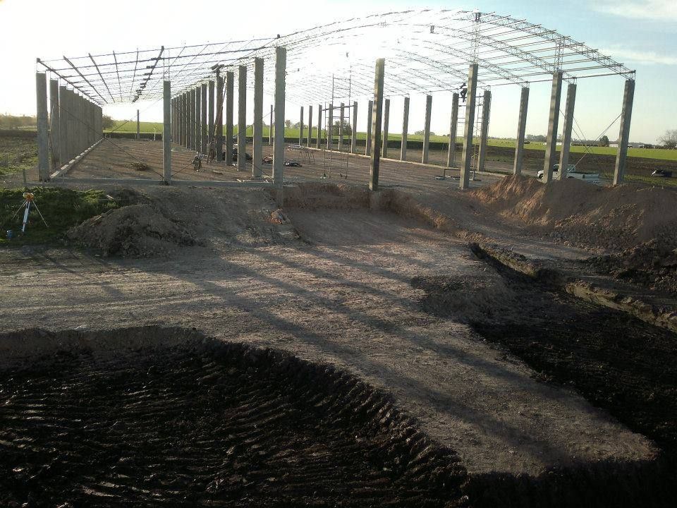 Nave industrial y planta productiva desarrollada por FD Fabre Ingeniería en la región de Villa Elisa, Entre Ríos.