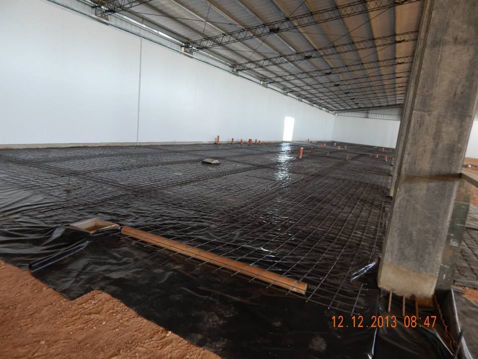 Nave industrial y planta productiva desarrollada por FD Fabre Ingeniería en la región de Villa Elisa, Entre Ríos.