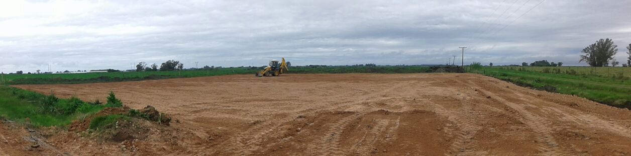 Nave industrial y planta productiva desarrollada por FD Fabre Ingeniería en la región de Villa Elisa, Entre Ríos.