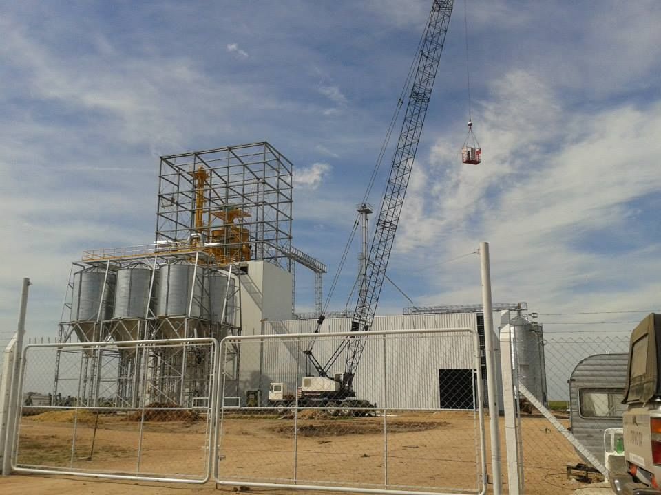 Nave industrial y planta productiva desarrollada por FD Fabre Ingeniería en la ciudad de Basavilbaso, Entre Ríos.