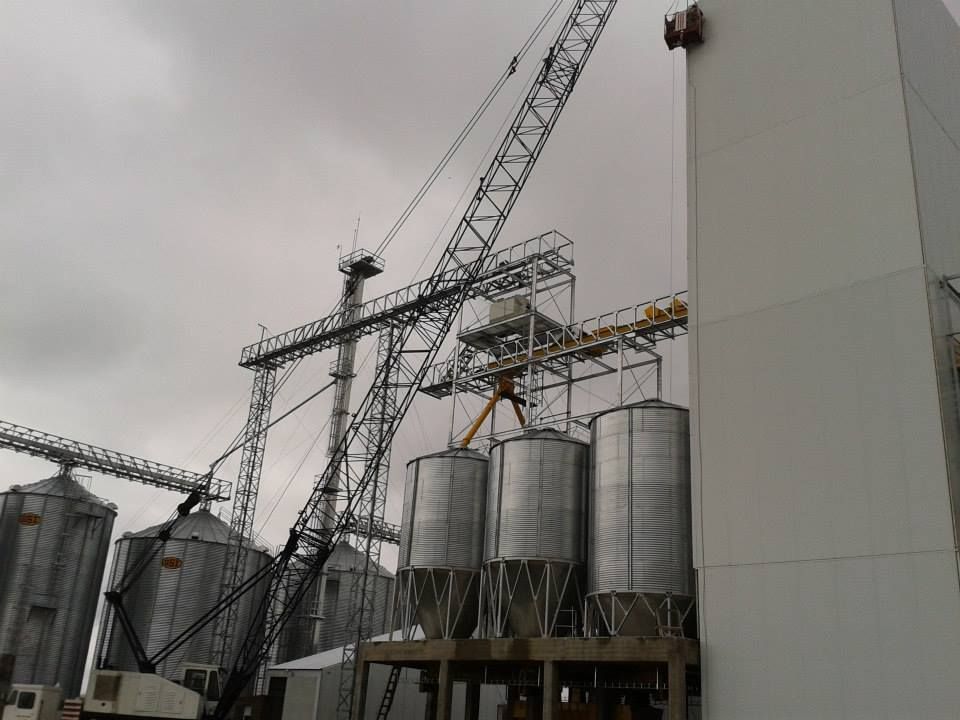 Nave industrial y planta productiva desarrollada por FD Fabre Ingeniería en la ciudad de Basavilbaso, Entre Ríos.