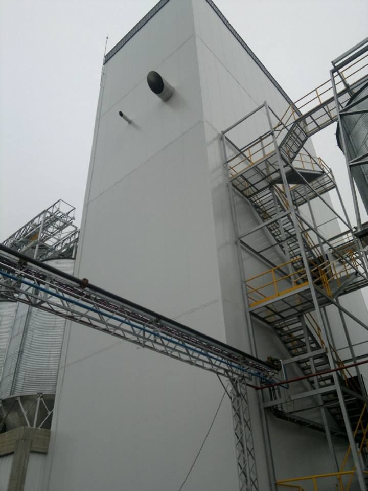 Nave industrial y planta productiva desarrollada por FD Fabre Ingeniería en la ciudad de Basavilbaso, Entre Ríos.