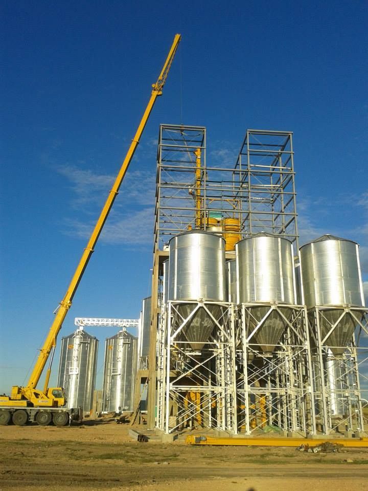 Nave industrial y planta productiva desarrollada por FD Fabre Ingeniería en la ciudad de Basavilbaso, Entre Ríos.