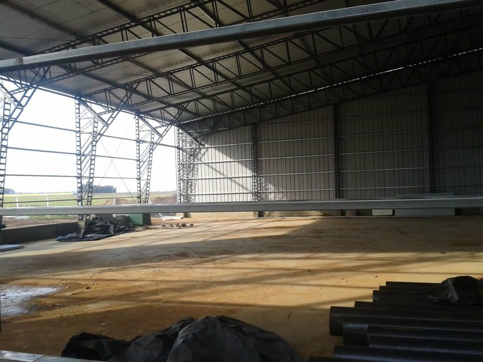 Nave industrial y planta productiva desarrollada por FD Fabre Ingeniería en la ciudad de Basavilbaso, Entre Ríos.