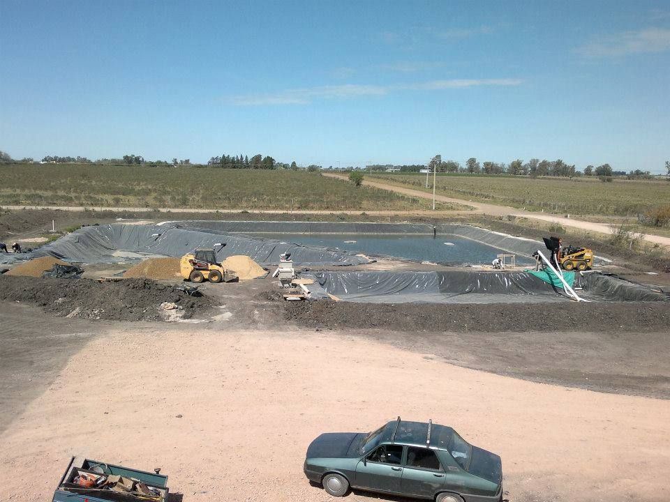 Nave industrial y planta productiva desarrollada por FD Fabre Ingeniería en la región de Villa Elisa, Entre Ríos.