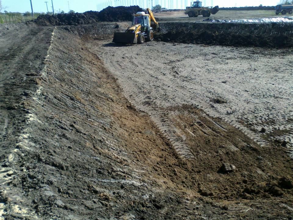 Nave industrial y planta productiva desarrollada por FD Fabre Ingeniería en la región de Villa Elisa, Entre Ríos.