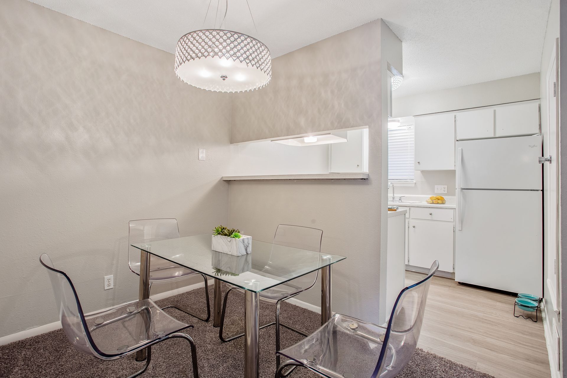 photo gallery of interiors