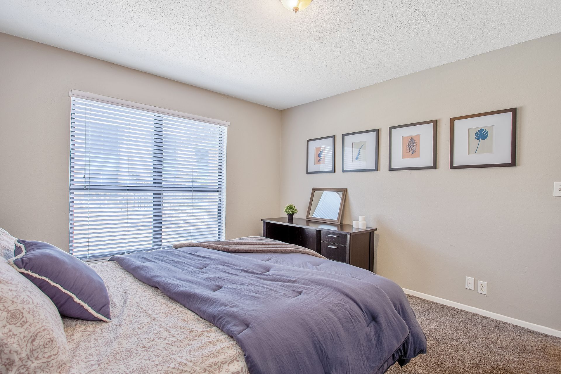 photo gallery of interiors