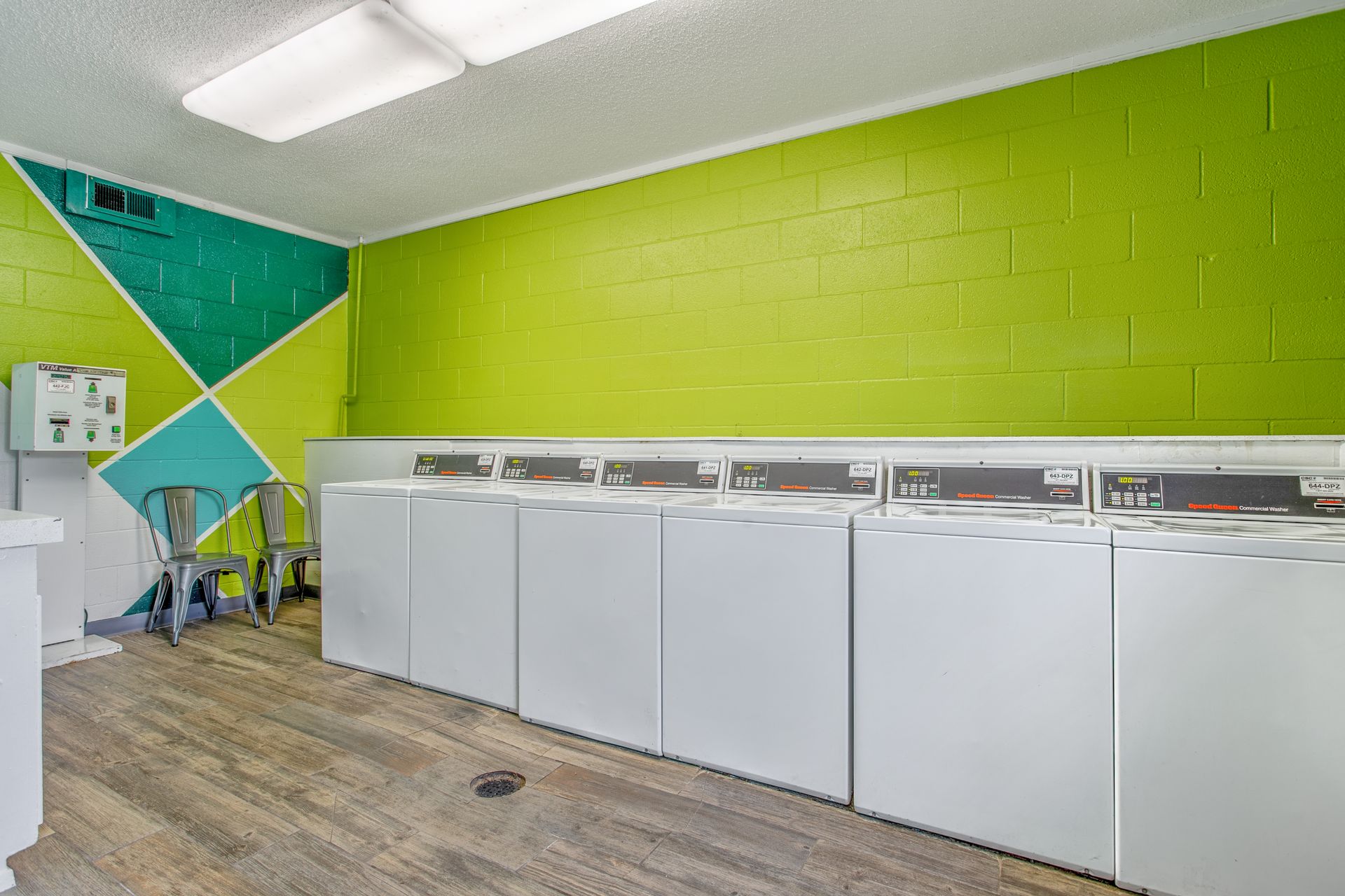 exterior amenities photo gallery