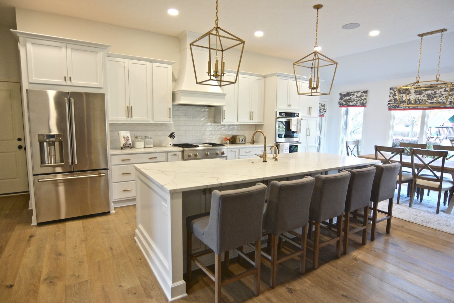 Best Quartz Countertops for White Cabinets | Design Pairing Guide | Freedom Cabinets
