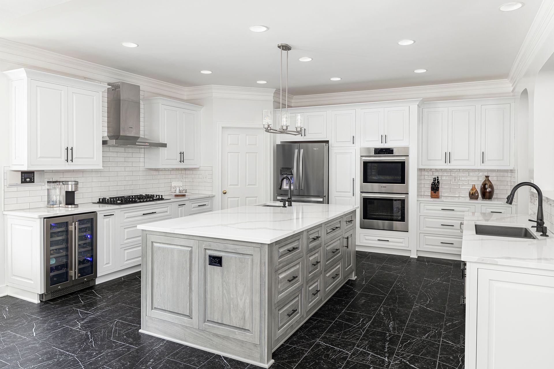 Choosing the Right Quartz Thickness for Your Kitchen Remodel | Freedom Cabinets
