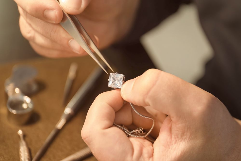 Jeweller Working on Diamond - Jewellers in Dubbo, NSW